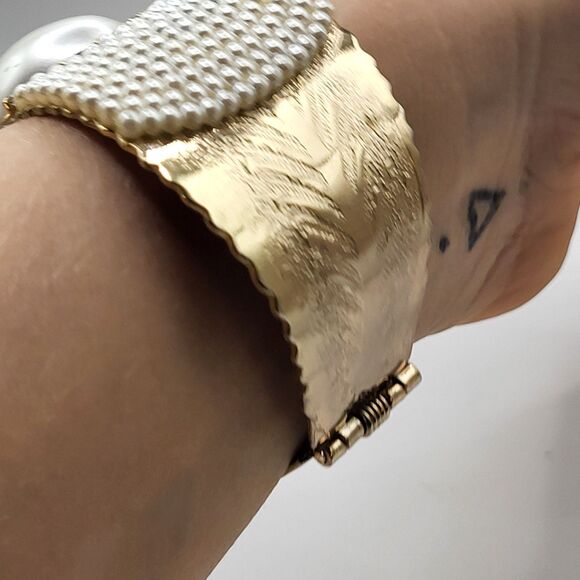 Ross Simons New in Box Vintage Pearls & Rhinestones Clamper Cuff Bracelet Hinged - Picture 6 of 7